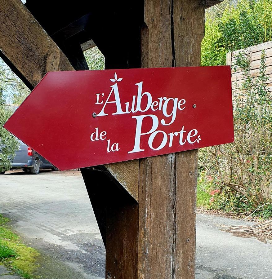 L'Auberge De La Porte แซงต์-ชูออง-เดส์-เกเรต์ ภายนอก รูปภาพ